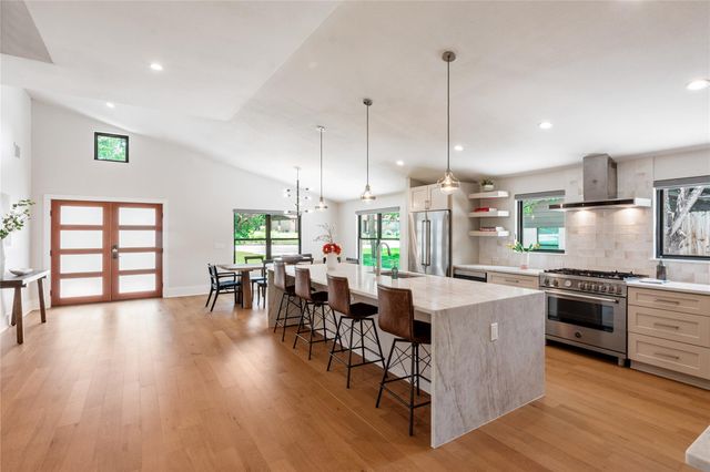 3210 Cupid DR, Austin, TX 78735