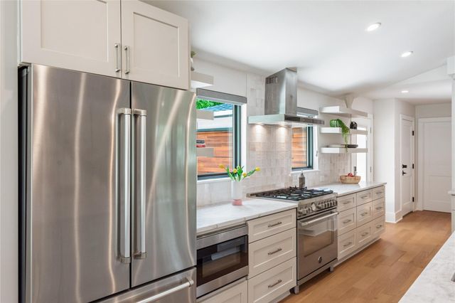 3210 Cupid DR, Austin, TX 78735