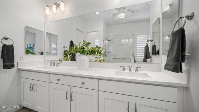 5636 E SAYAN Street, Mesa, AZ 85215