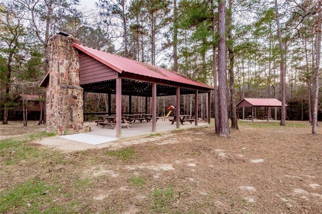 306 Sundog Road, Huntsville, TX 77340