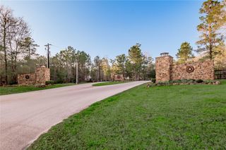 306 Sundog Road, Huntsville, TX 77340