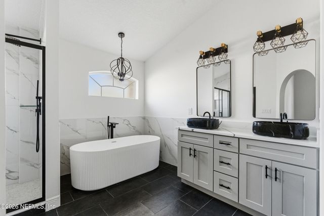 2303 LONGMONT Lane E, Jacksonville, FL 32246