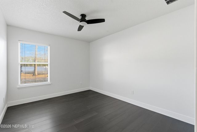 2303 LONGMONT Lane E, Jacksonville, FL 32246