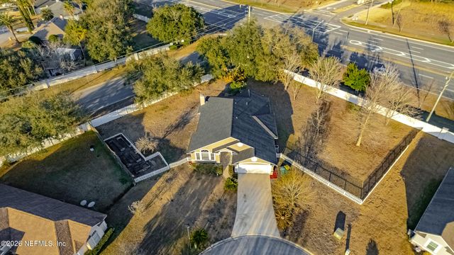 2303 LONGMONT Lane E, Jacksonville, FL 32246