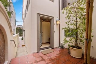 502 1/2 Goldenrod Avenue, Corona Del Mar, CA 92625