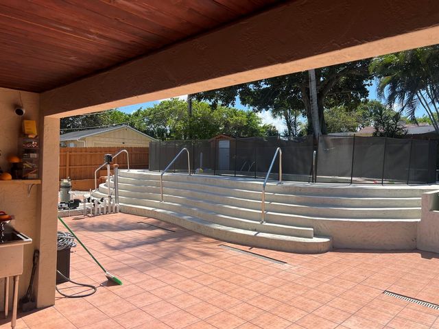 5603 Parker Avenue, West Palm Beach, FL 33405