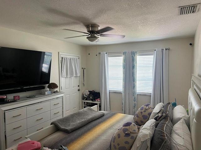 5603 Parker Avenue, West Palm Beach, FL 33405