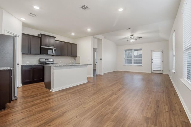 8001 Dampton LN, Austin, TX 78744