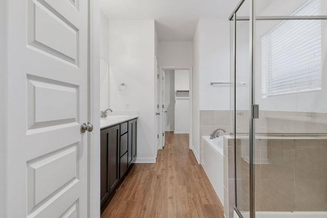 8001 Dampton LN, Austin, TX 78744