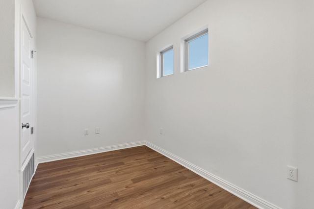 8001 Dampton LN, Austin, TX 78744