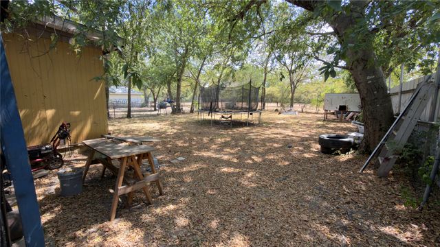 9034 Cardella Avenue, Dallas, TX 75217