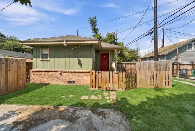 2804 Arlington Street, Houston, TX 77008