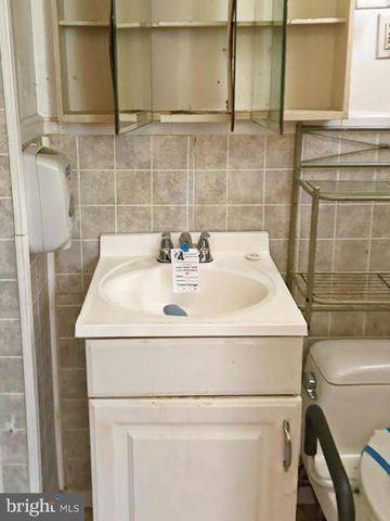7402 SHIRLEY RD, Gwynn Oak, MD 21207