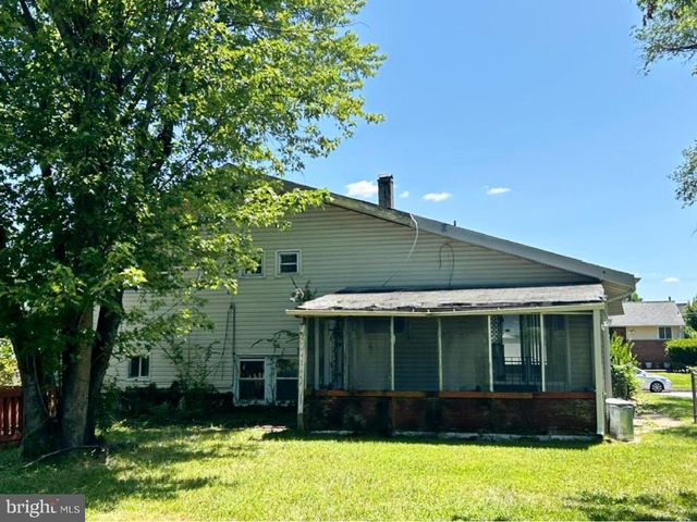 7402 SHIRLEY RD, Gwynn Oak, MD 21207