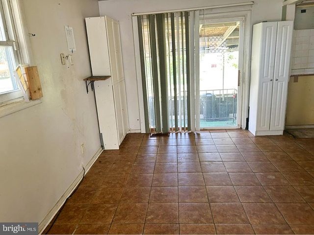 7402 SHIRLEY RD, Gwynn Oak, MD 21207