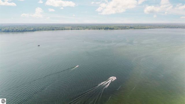 3718 Peninsular, Grawn, MI 49637