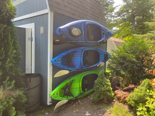 3718 Peninsular, Grawn, MI 49637