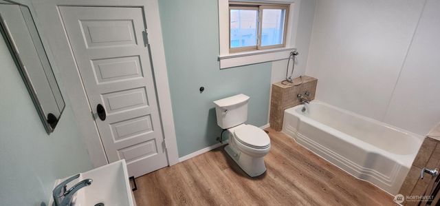 305 W First Street, Aberdeen, WA 98520