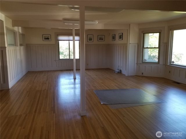 305 W First Street, Aberdeen, WA 98520