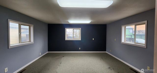 305 W First Street, Aberdeen, WA 98520