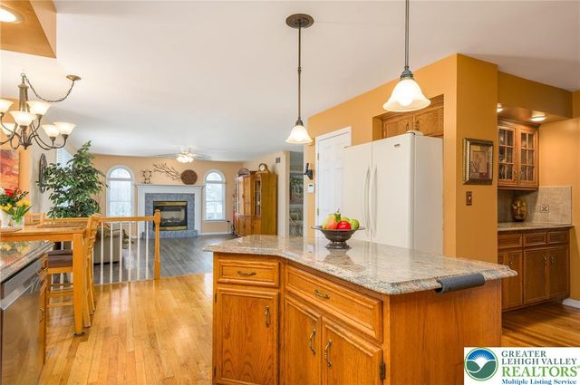 5 JANE Court, Penn Forest Twp, PA 18210