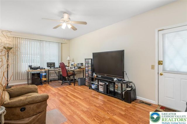 5 JANE Court, Penn Forest Twp, PA 18210