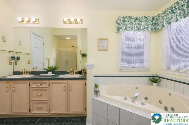 5 JANE Court, Penn Forest Twp, PA 18210