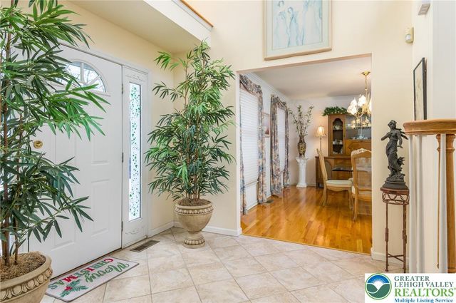 5 JANE Court, Penn Forest Twp, PA 18210