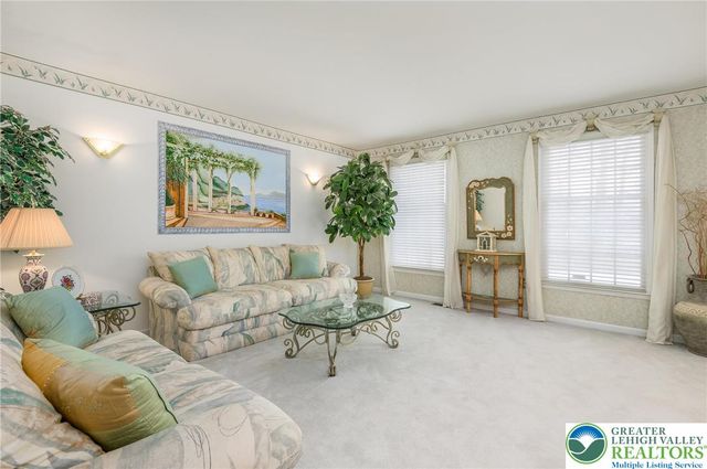 5 JANE Court, Penn Forest Twp, PA 18210