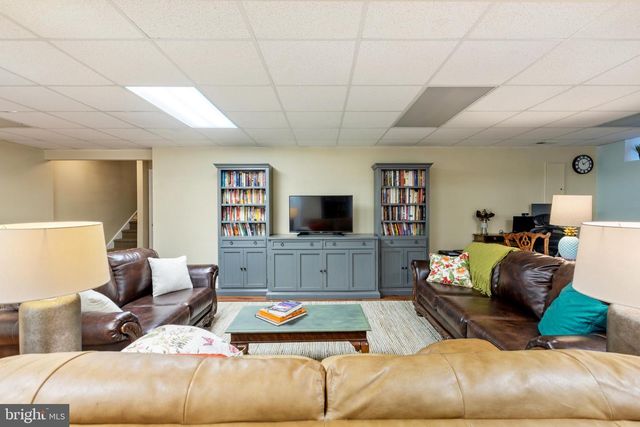 10 WILSON WAY, Riverside, NJ 08075