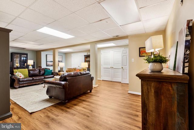 10 WILSON WAY, Riverside, NJ 08075