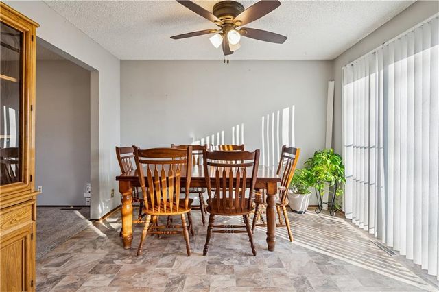 12925 S Brougham Drive, Olathe, KS 66062