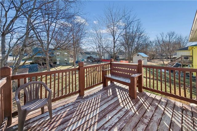 12925 S Brougham Drive, Olathe, KS 66062