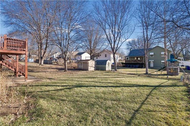 12925 S Brougham Drive, Olathe, KS 66062