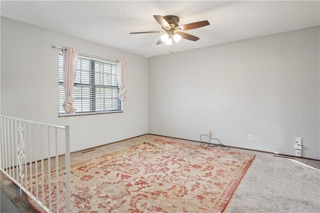 12925 S Brougham Drive, Olathe, KS 66062