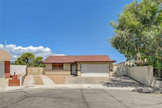 7330 Clearwater Circle, Las Vegas, NV 89147