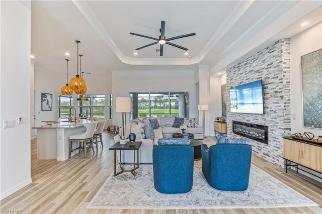 15977 Cranes Marsh CT, Babcock Ranch, FL 33982