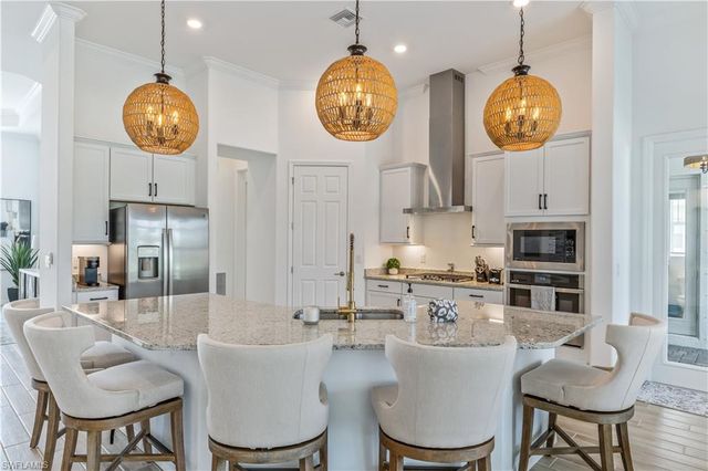 15977 Cranes Marsh CT, Babcock Ranch, FL 33982