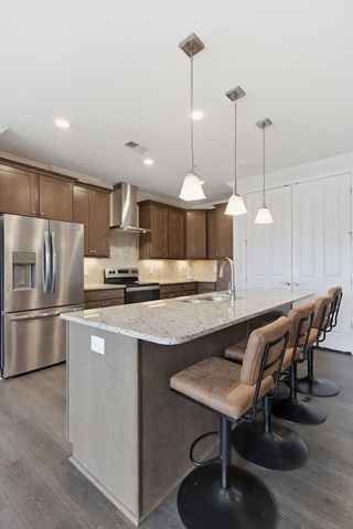 2089 Branford Pl Unit 301, Thompsons Station, TN 37179