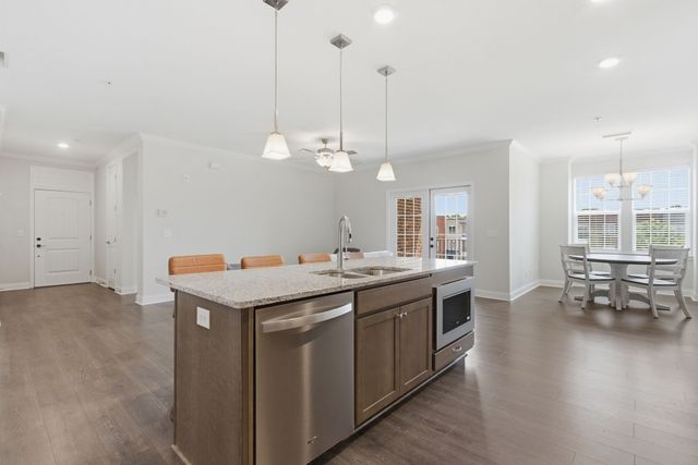 2089 Branford Pl Unit 301, Thompsons Station, TN 37179