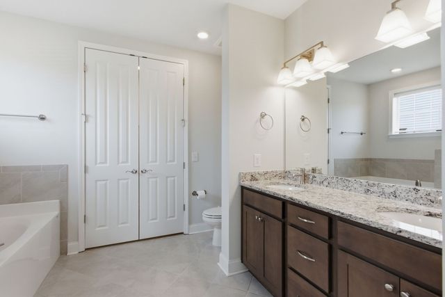2089 Branford Pl Unit 301, Thompsons Station, TN 37179