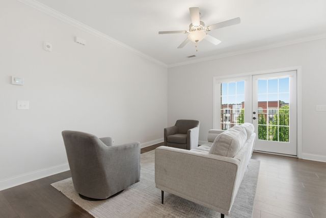 2089 Branford Pl Unit 301, Thompsons Station, TN 37179
