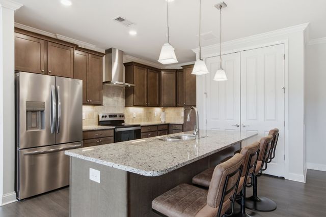 2089 Branford Pl Unit 301, Thompsons Station, TN 37179