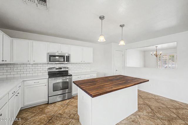 1725 E ANASTASIA Street, San Tan Valley, AZ 85140