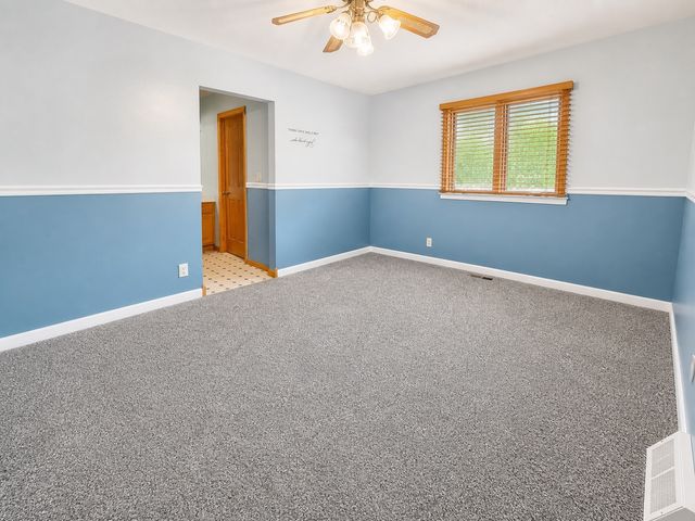 704 E Monroe Street, Mount Ayr, IA 50854