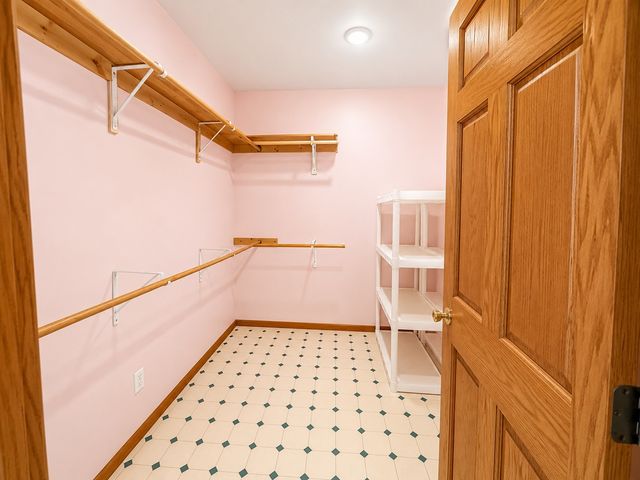 704 E Monroe Street, Mount Ayr, IA 50854