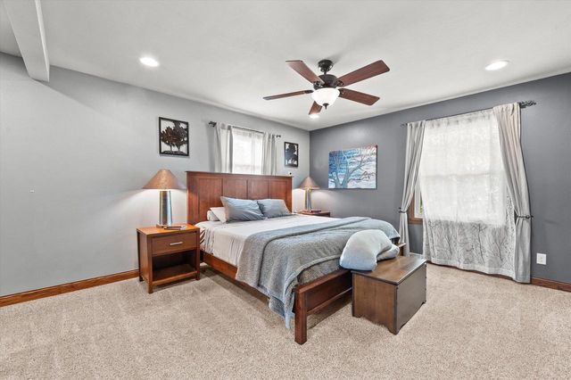 S79W31491 Green Meadow DRIVE, Mukwonago, WI 53149