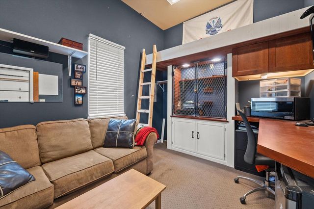 S79W31491 Green Meadow DRIVE, Mukwonago, WI 53149