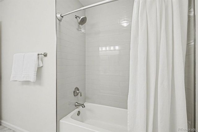 9467 Cherryvale Lane, Highlands Ranch, CO 80126