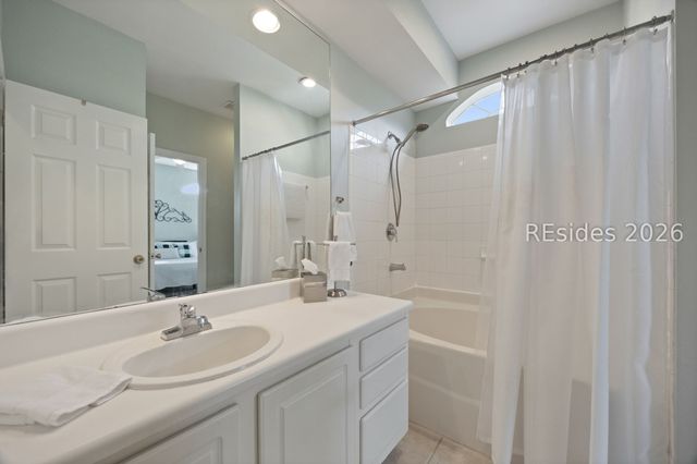 4 Indigo Run Dr Apt 2311, Hilton Head Island, SC 29926